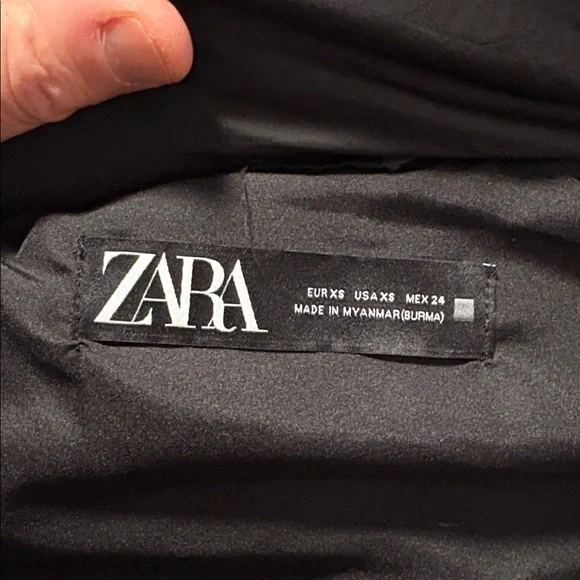 Zara puffer vest - Picture 4 of 5